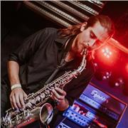 Clases de saxofon, Profesor de música con años de experiencia Online y presencial, todas las edades